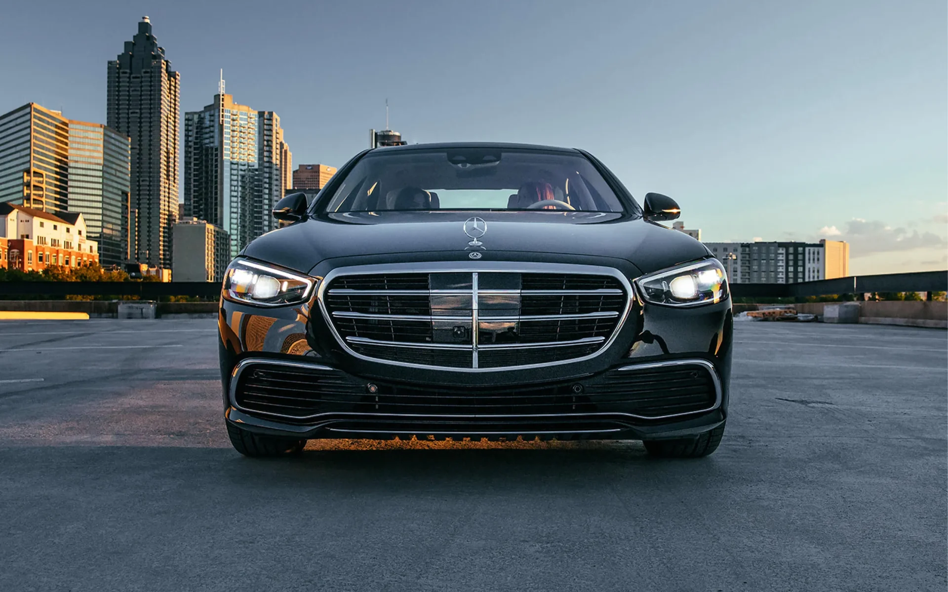 Mercedes 500 front closeup view