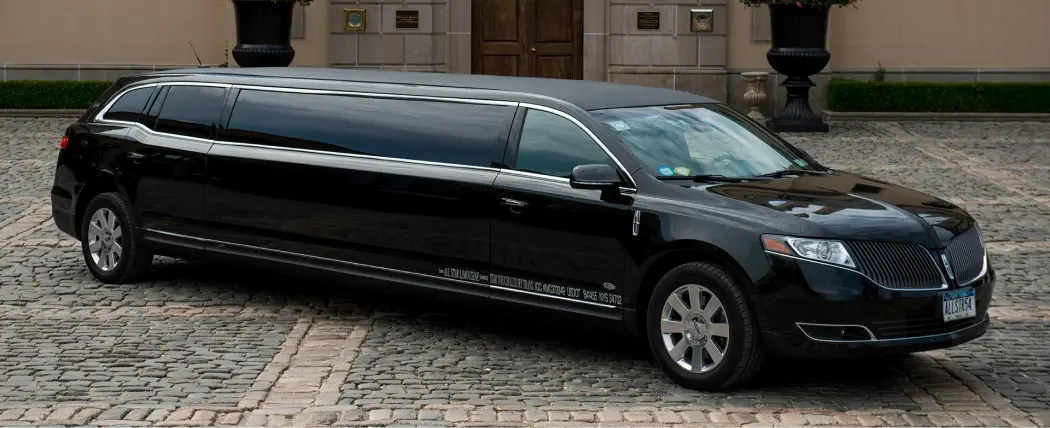 lincoln mkt stretch limo for weddings