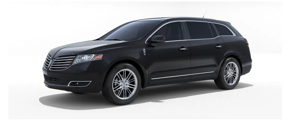 mkt town car side angle