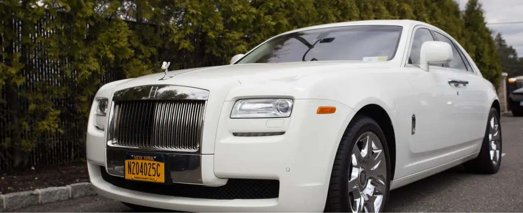 white rolls royce ghost