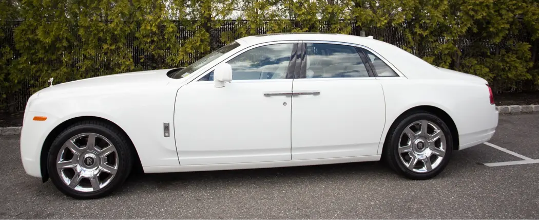 rolls royce ghost side