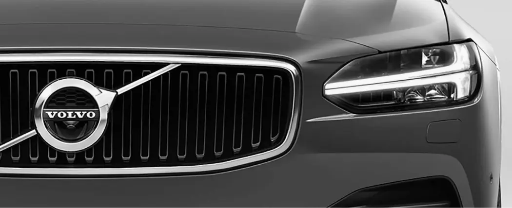 front of volvo s90